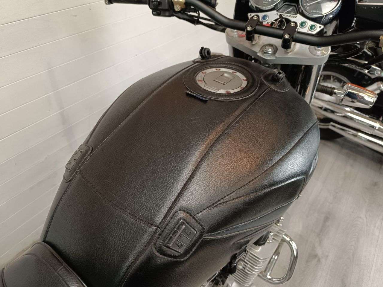 2000 YAMAHA XJR1300 2000 YAMAHA XJR1300