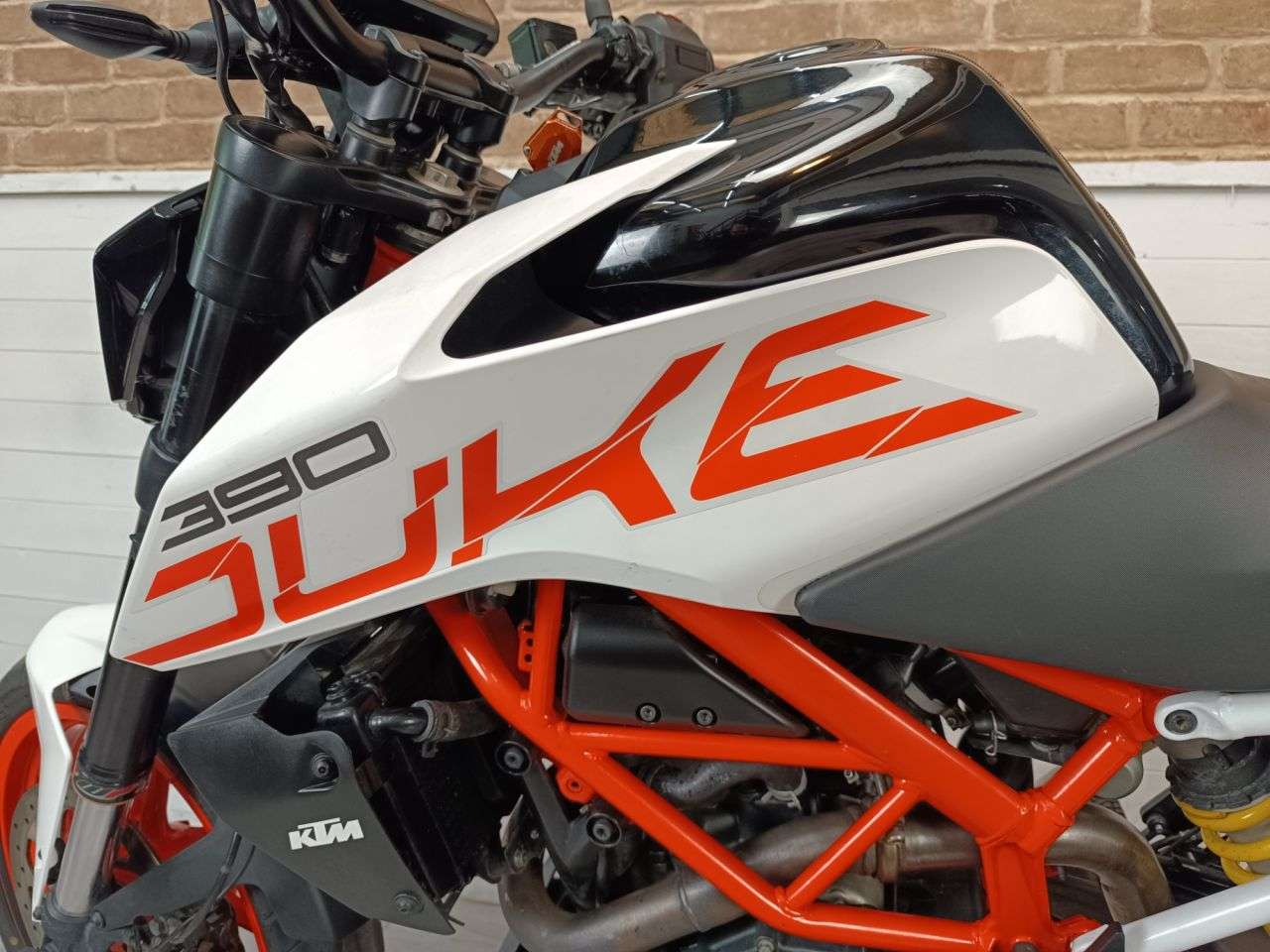 2017 KTM 390 DUKE 2017 KTM 390 DUKE