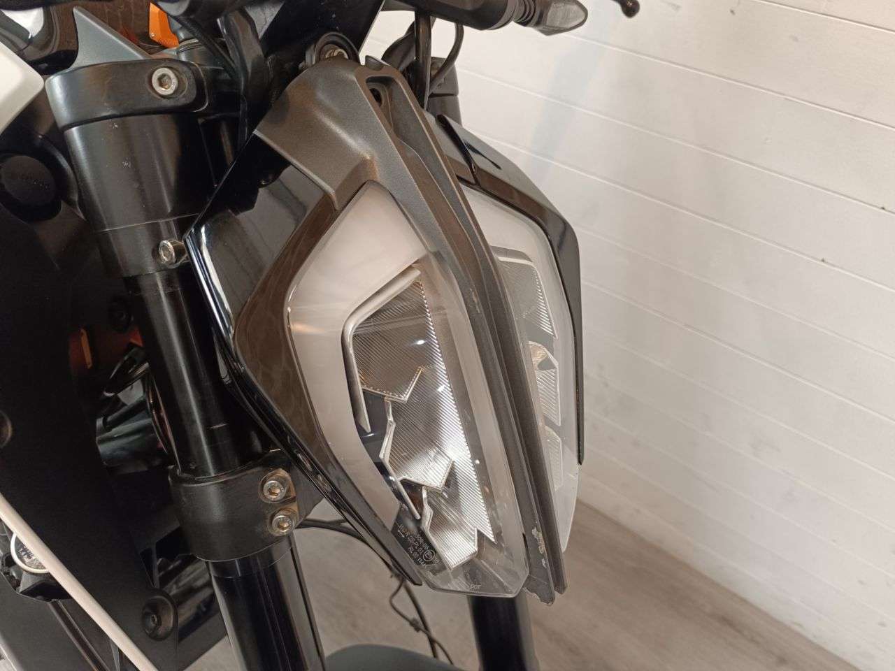 2017 KTM 390 DUKE 2017 KTM 390 DUKE