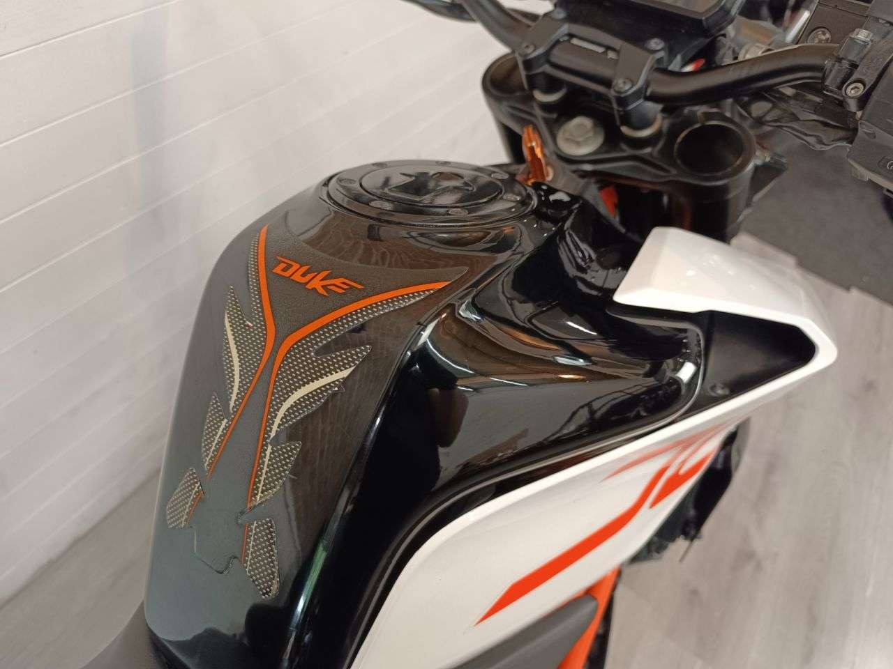 2017 KTM 390 DUKE 2017 KTM 390 DUKE