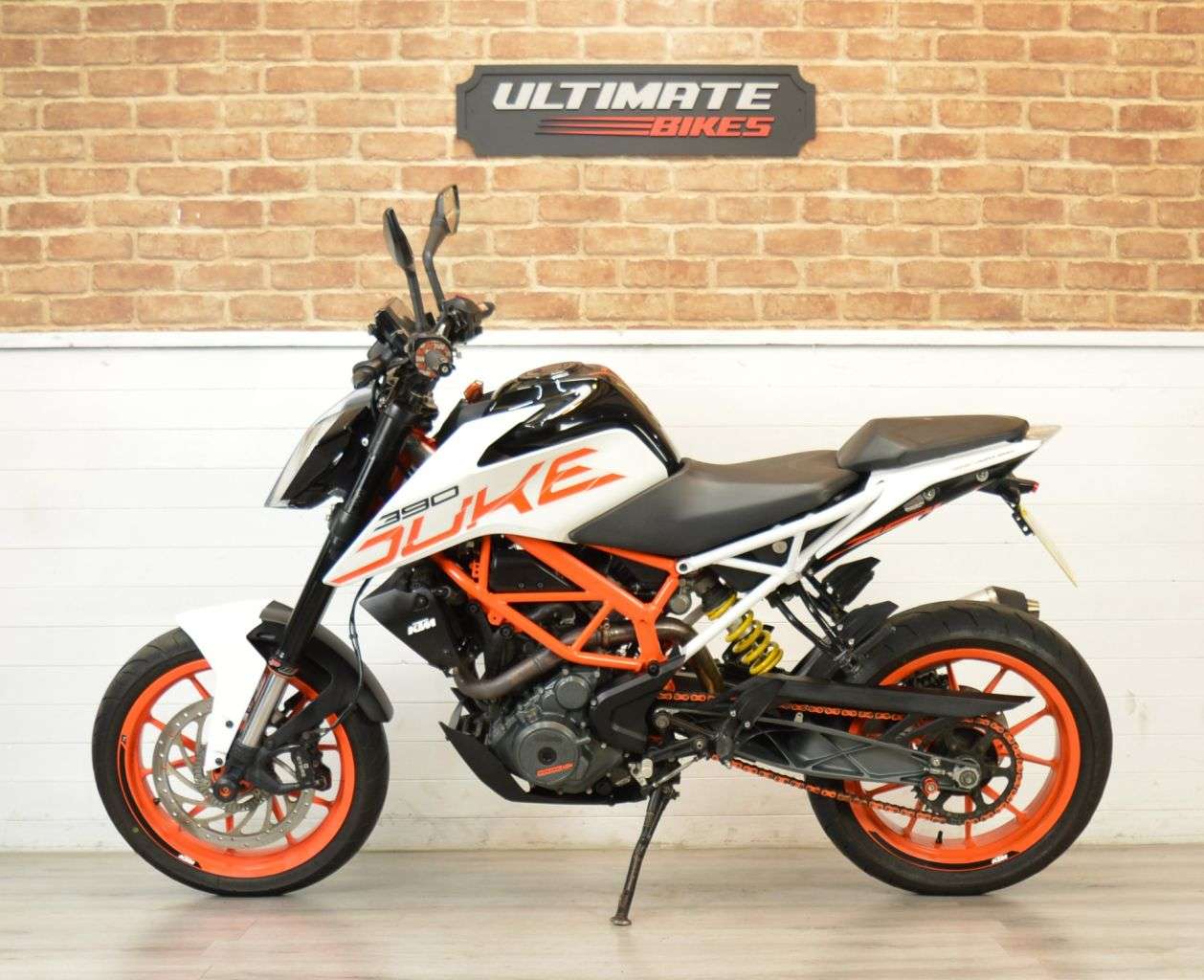2017 KTM 390 DUKE 2017 KTM 390 DUKE