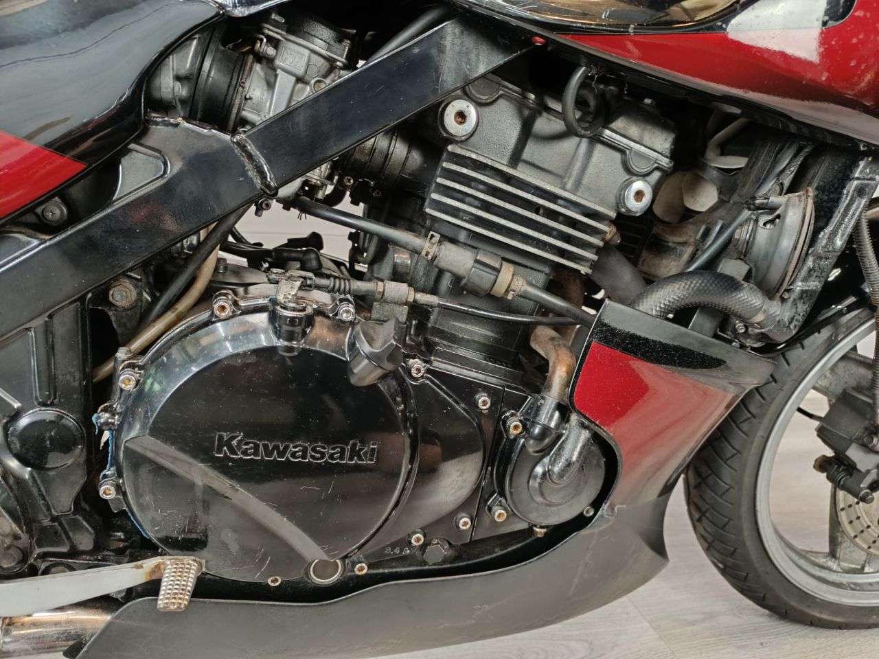 A 2002 KAWASAKI GPZ500S A 2002 KAWASAKI GPZ500S