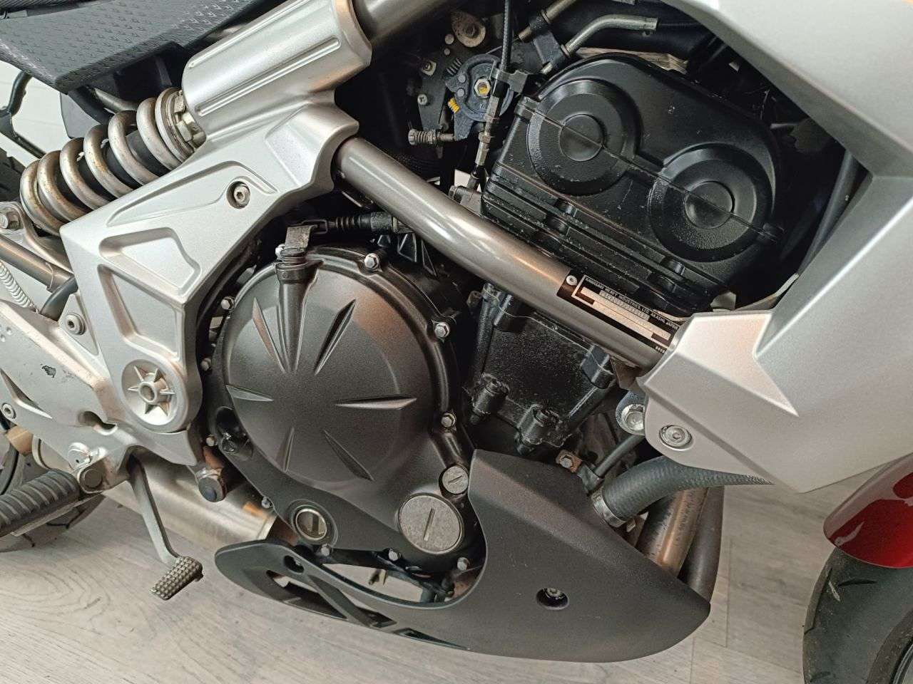 A 2012 KAWASAKI VERSYS 650 A 2012 KAWASAKI VERSYS 650