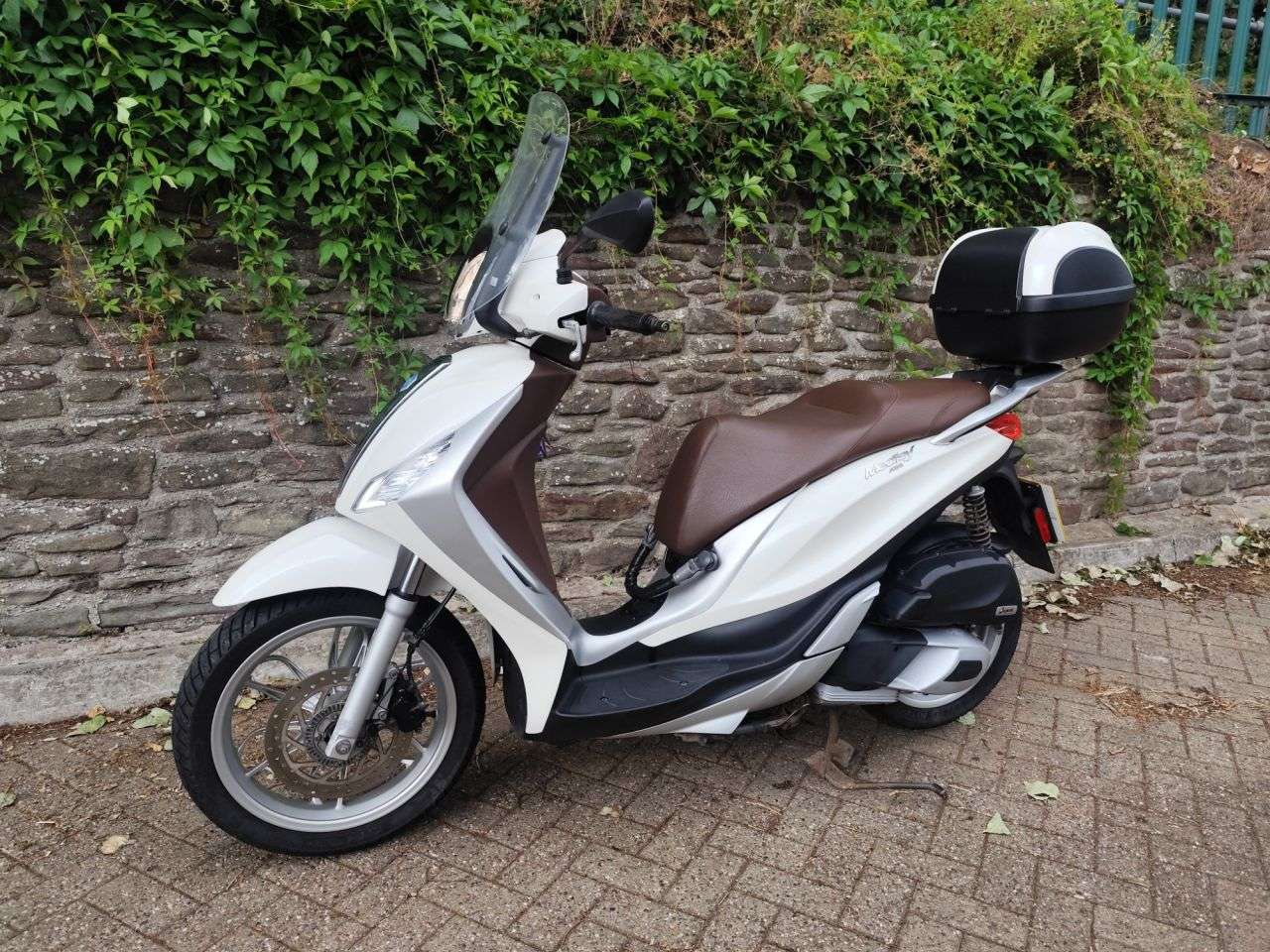 2017 PIAGGIO MEDLEY 125 2017 PIAGGIO MEDLEY 125