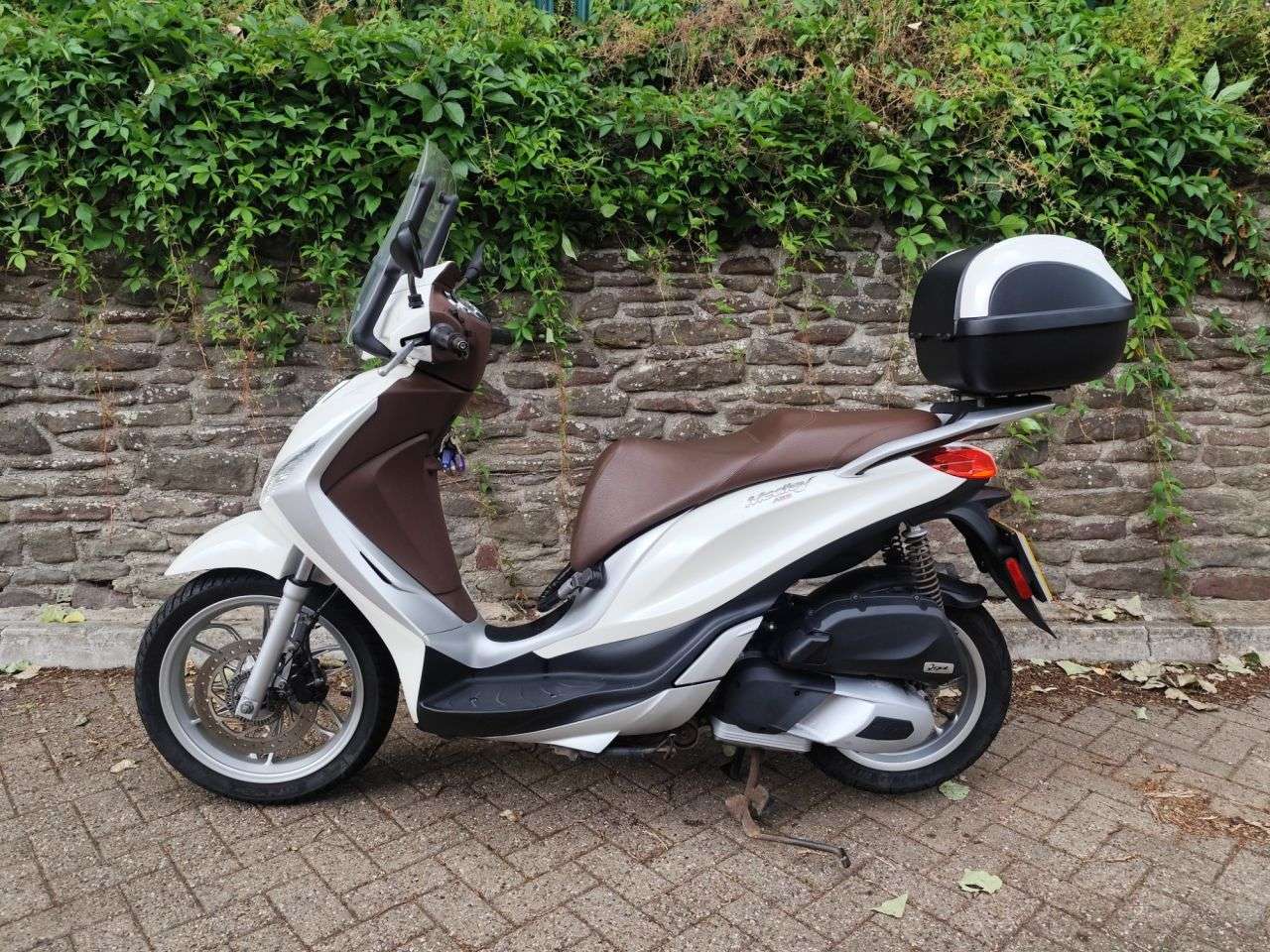 2017 PIAGGIO MEDLEY 125 2017 PIAGGIO MEDLEY 125