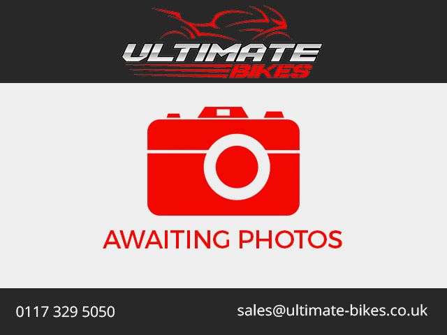 A 2007 TRIUMPH SPEED TRIPLE 1050 A 2007 TRIUMPH SPEED TRIPLE 1050