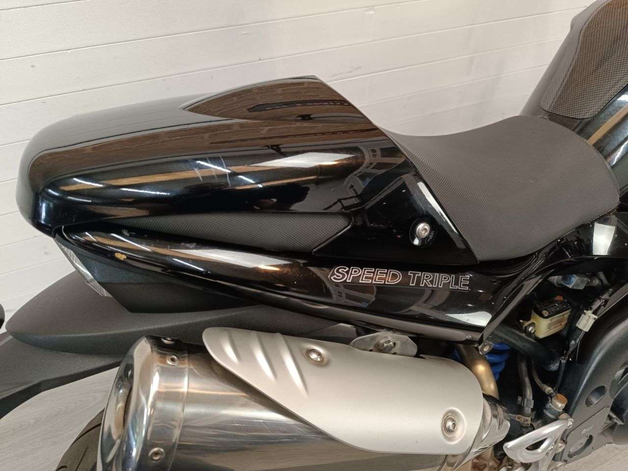 A 2007 TRIUMPH SPEED TRIPLE 1050 A 2007 TRIUMPH SPEED TRIPLE 1050