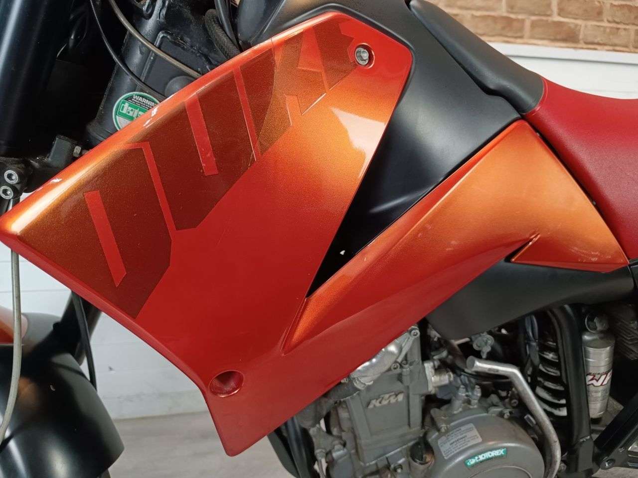 A 2006 KTM 640 DUKE A 2006 KTM 640 DUKE