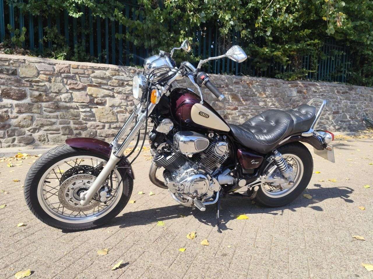 A 1994 YAMAHA XV750 VIRAGO A 1994 YAMAHA XV750 VIRAGO