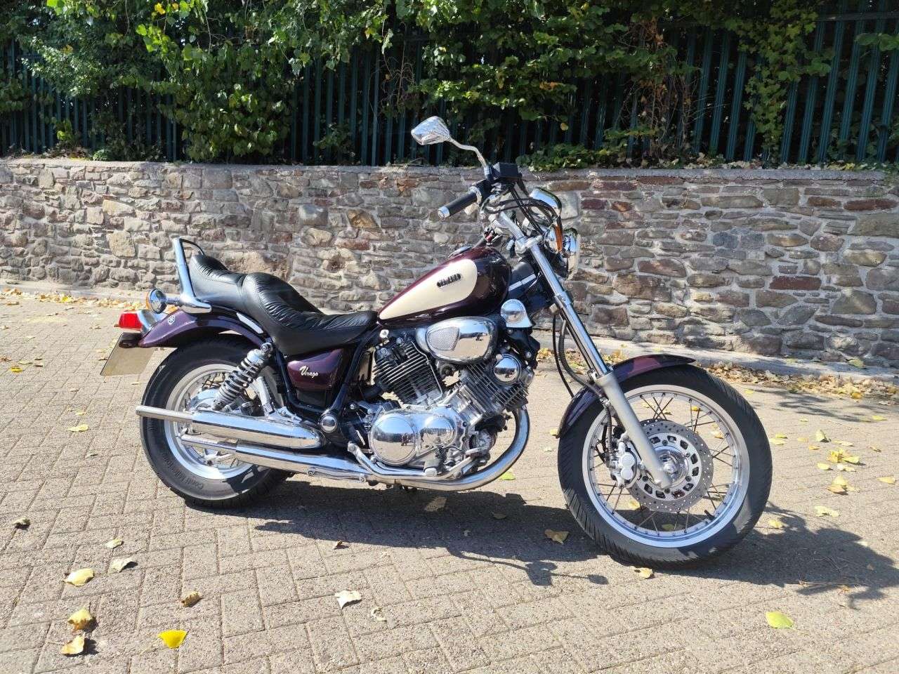 A 1994 YAMAHA XV750 VIRAGO A 1994 YAMAHA XV750 VIRAGO