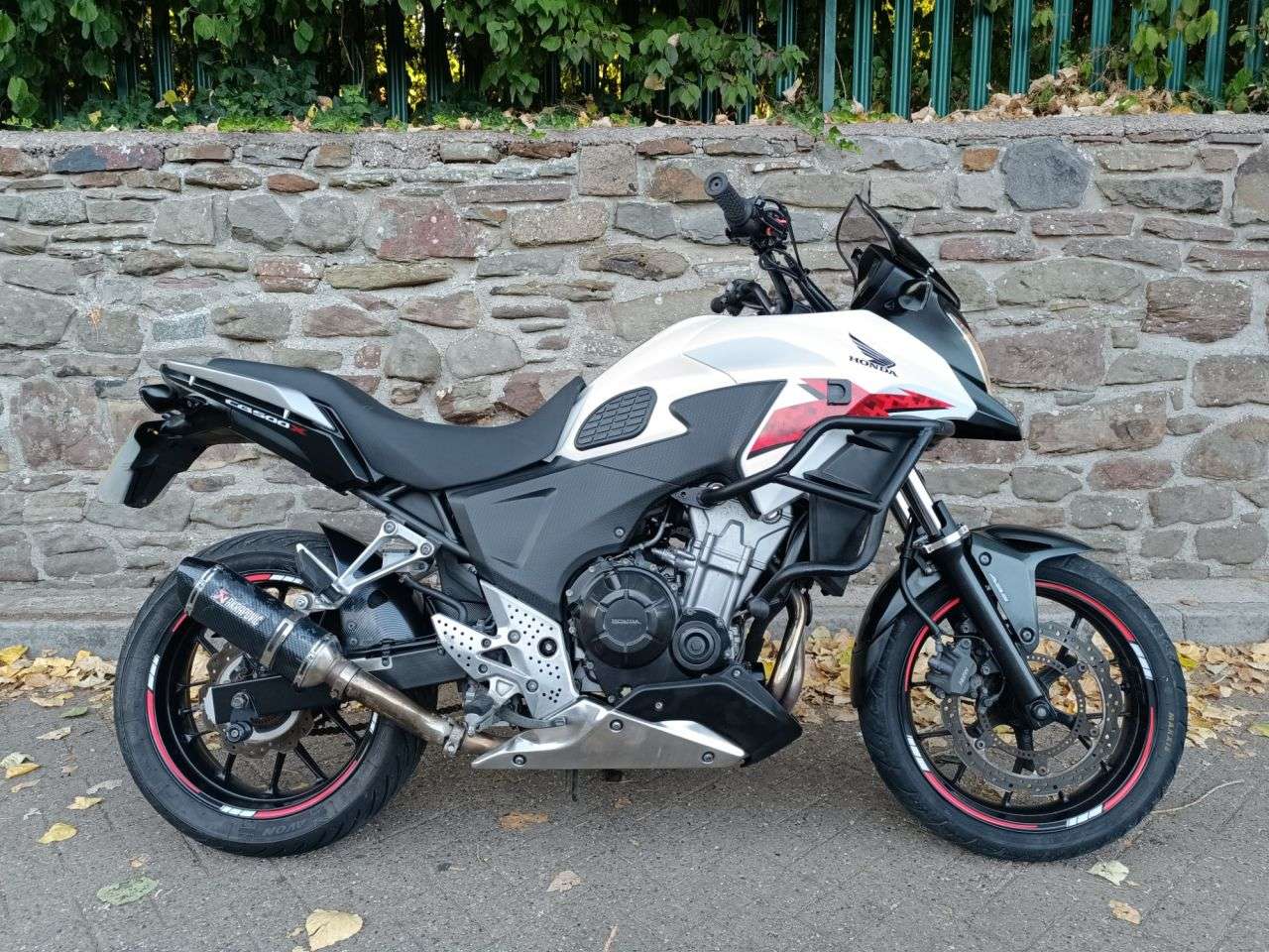 A 2015 HONDA CB500X ABS A 2015 HONDA CB500X ABS