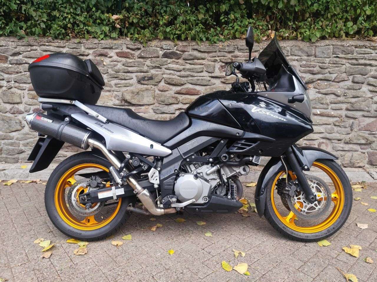 A 2007 SUZUKI V-STROM 1000 996cc A 2007 SUZUKI V-STROM 1000 996cc