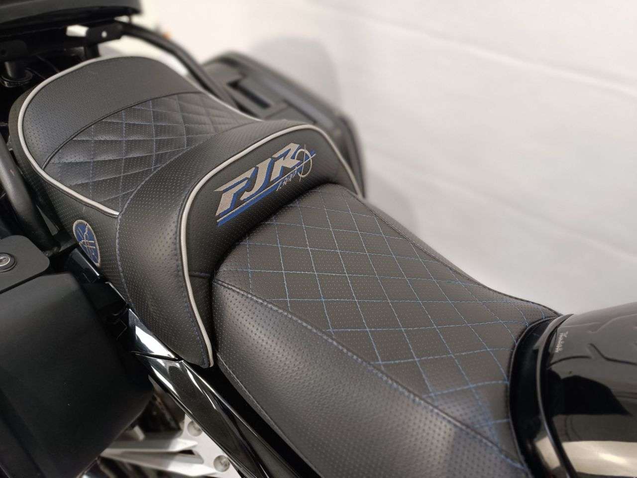 2009 YAMAHA FJR1300 2009 YAMAHA FJR1300