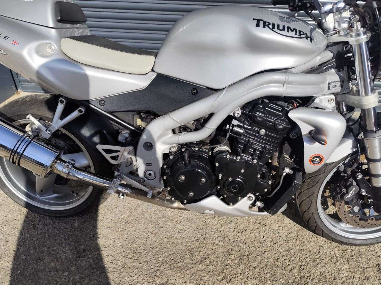 A 2004 TRIUMPH SPEED TRIPLE 955 A 2004 TRIUMPH SPEED TRIPLE 955
