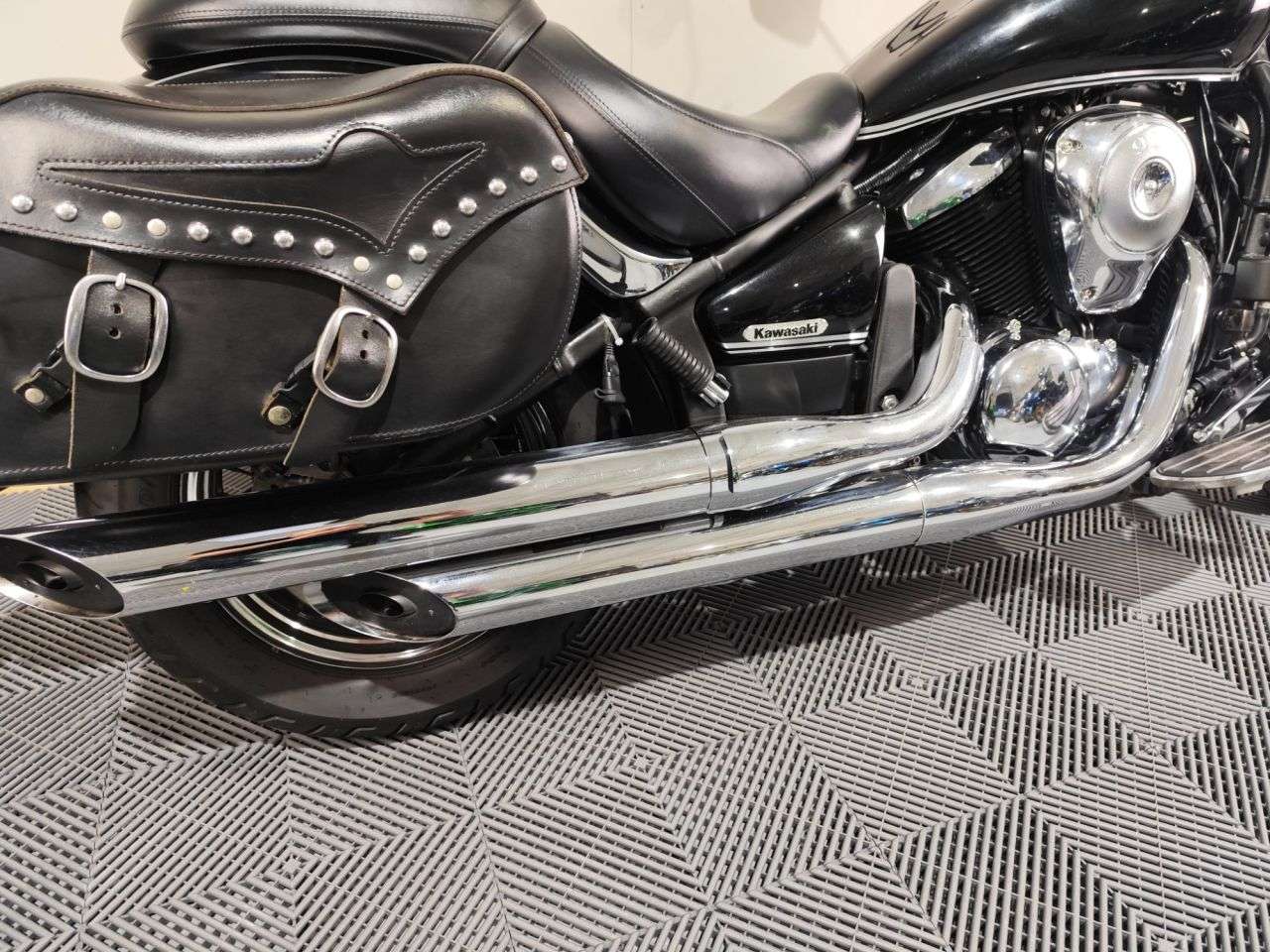 2011 KAWASAKI VULCAN 900 2011 KAWASAKI VULCAN 900