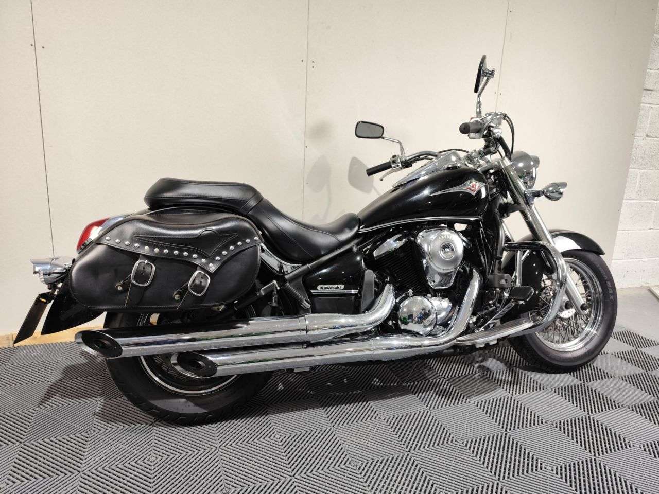 2011 KAWASAKI VULCAN 900 2011 KAWASAKI VULCAN 900