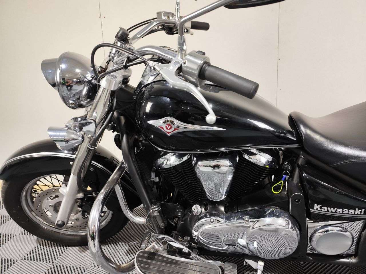 2011 KAWASAKI VULCAN 900 2011 KAWASAKI VULCAN 900