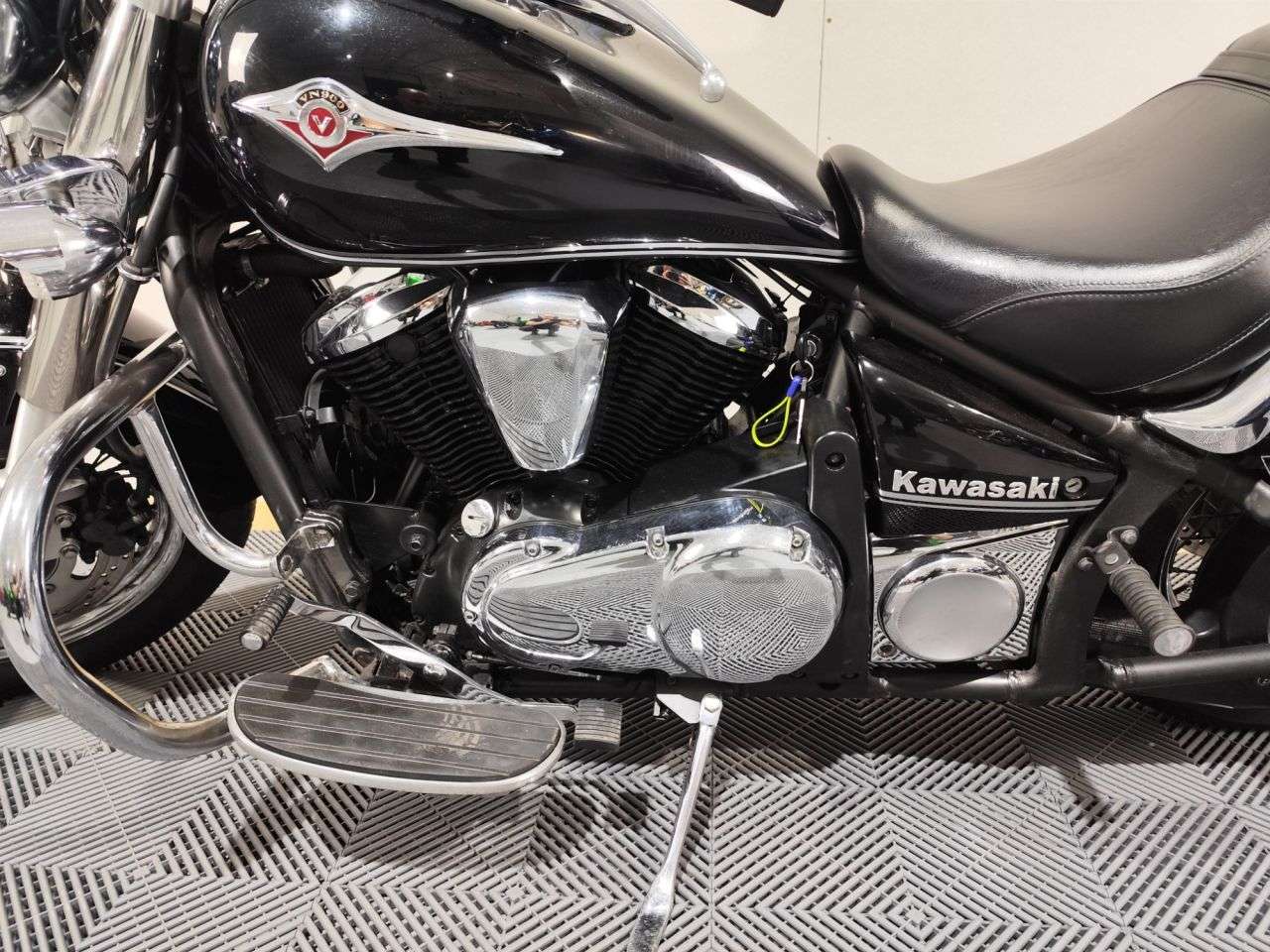 2011 KAWASAKI VULCAN 900 2011 KAWASAKI VULCAN 900