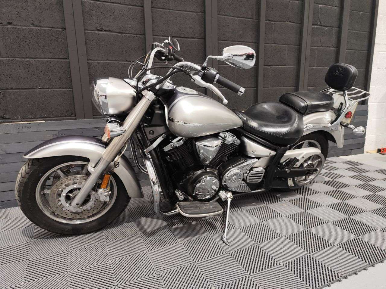 2008 YAMAHA XVS 1300 A MIDNIGHT STAR 2008 YAMAHA XVS 1300 A MIDNIGHT STAR