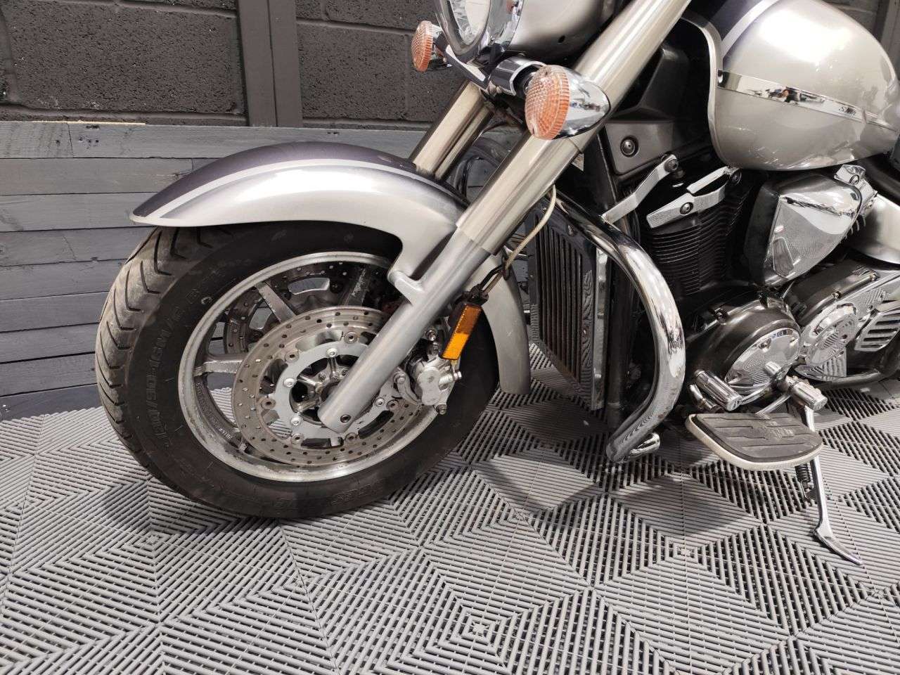 2008 YAMAHA XVS 1300 A MIDNIGHT STAR 2008 YAMAHA XVS 1300 A MIDNIGHT STAR