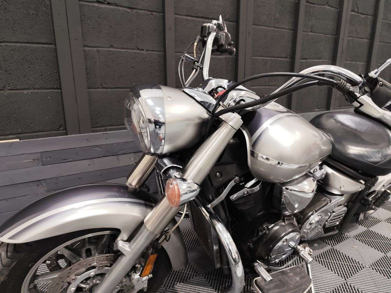 2008 YAMAHA XVS 1300 A MIDNIGHT STAR 2008 YAMAHA XVS 1300 A MIDNIGHT STAR