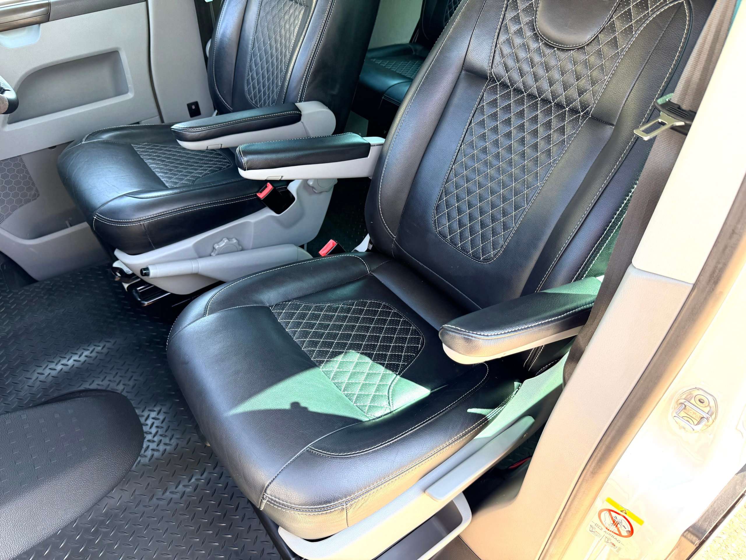 2015 VOLKSWAGEN TRANSPORTER SPORTLINE 2015 VOLKSWAGEN TRANSPORTER SPORTLINE
