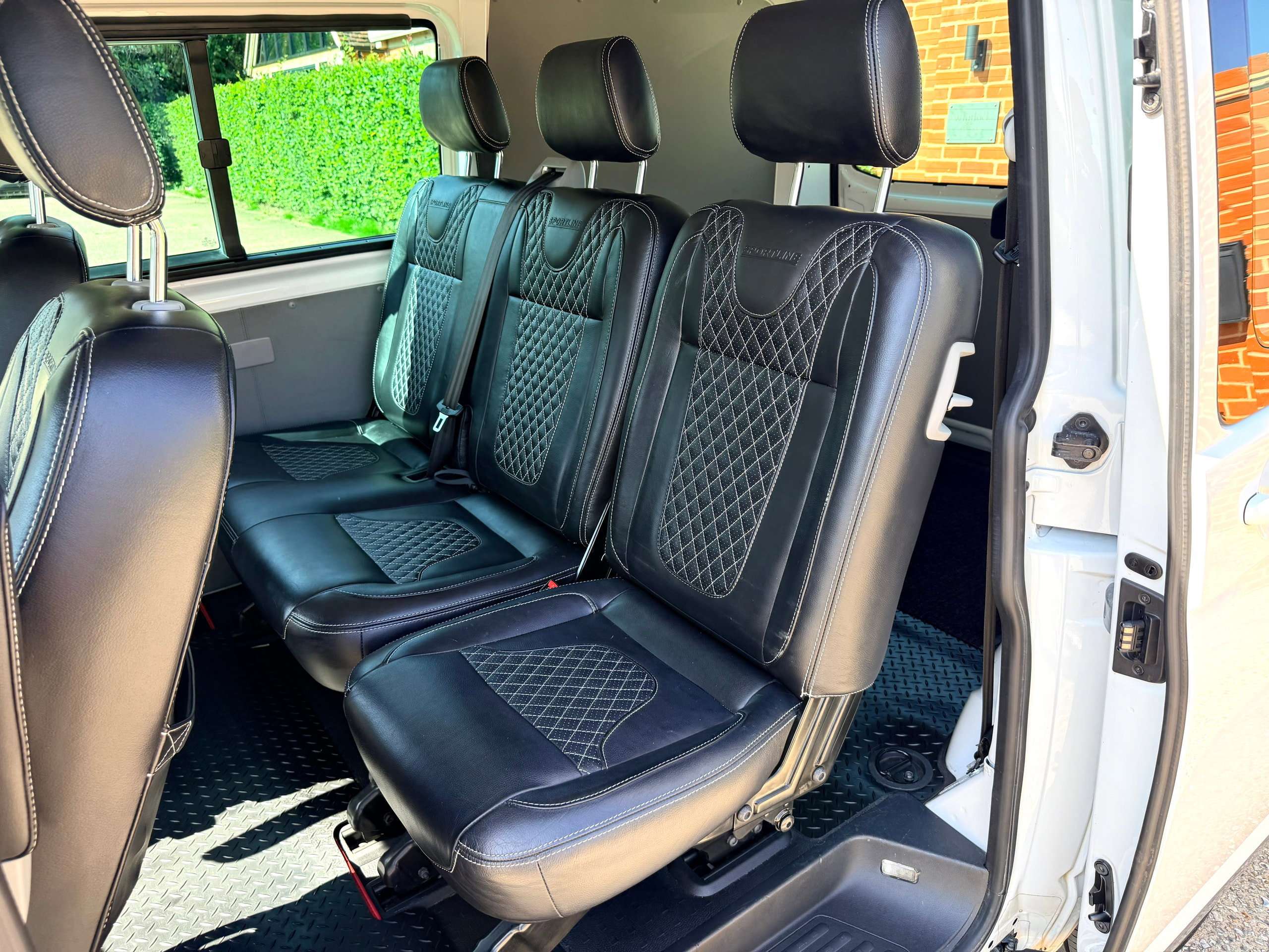 2015 VOLKSWAGEN TRANSPORTER SPORTLINE 2015 VOLKSWAGEN TRANSPORTER SPORTLINE