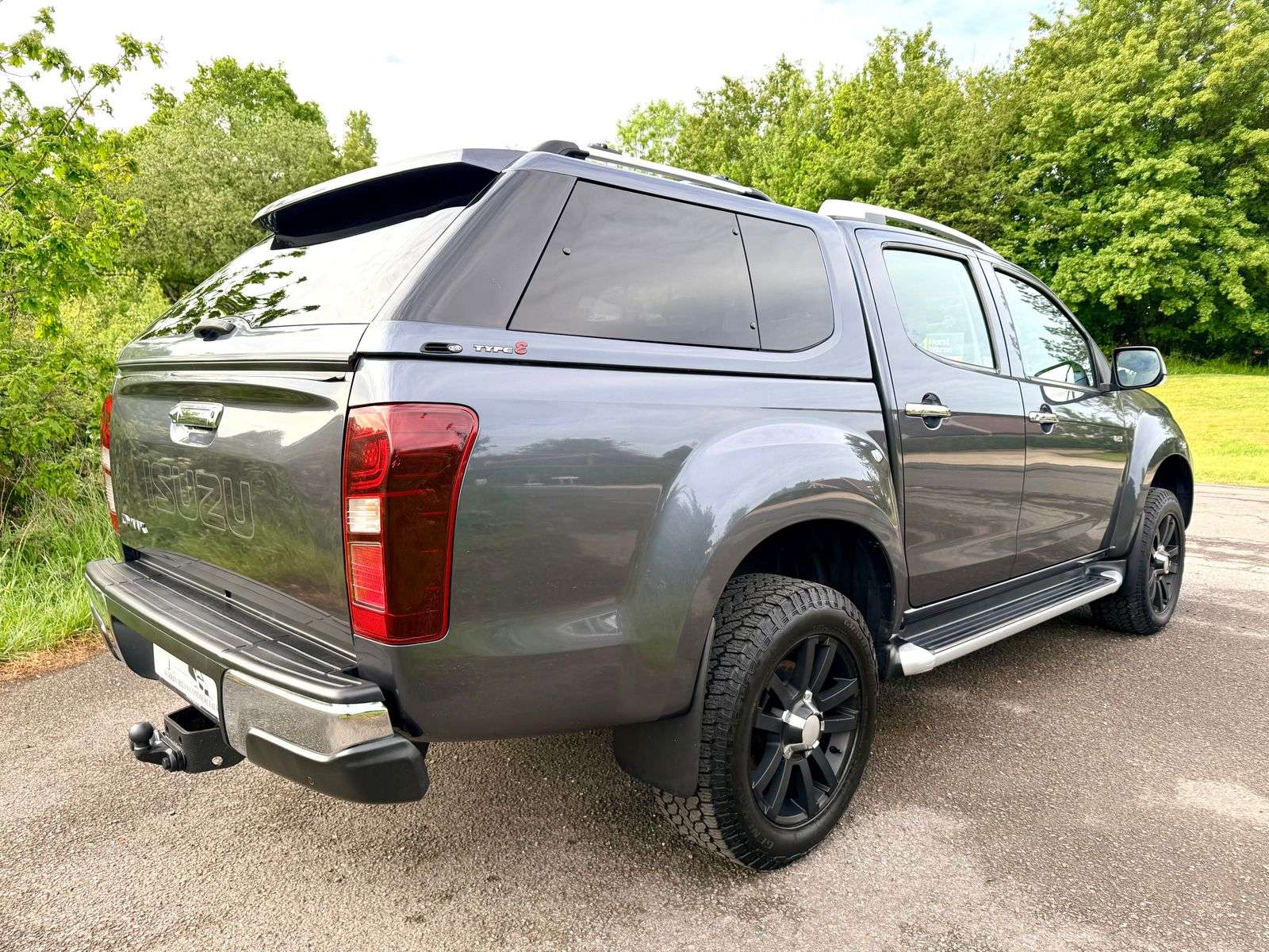 2018 ISUZU D-MAX 2018 ISUZU D-MAX