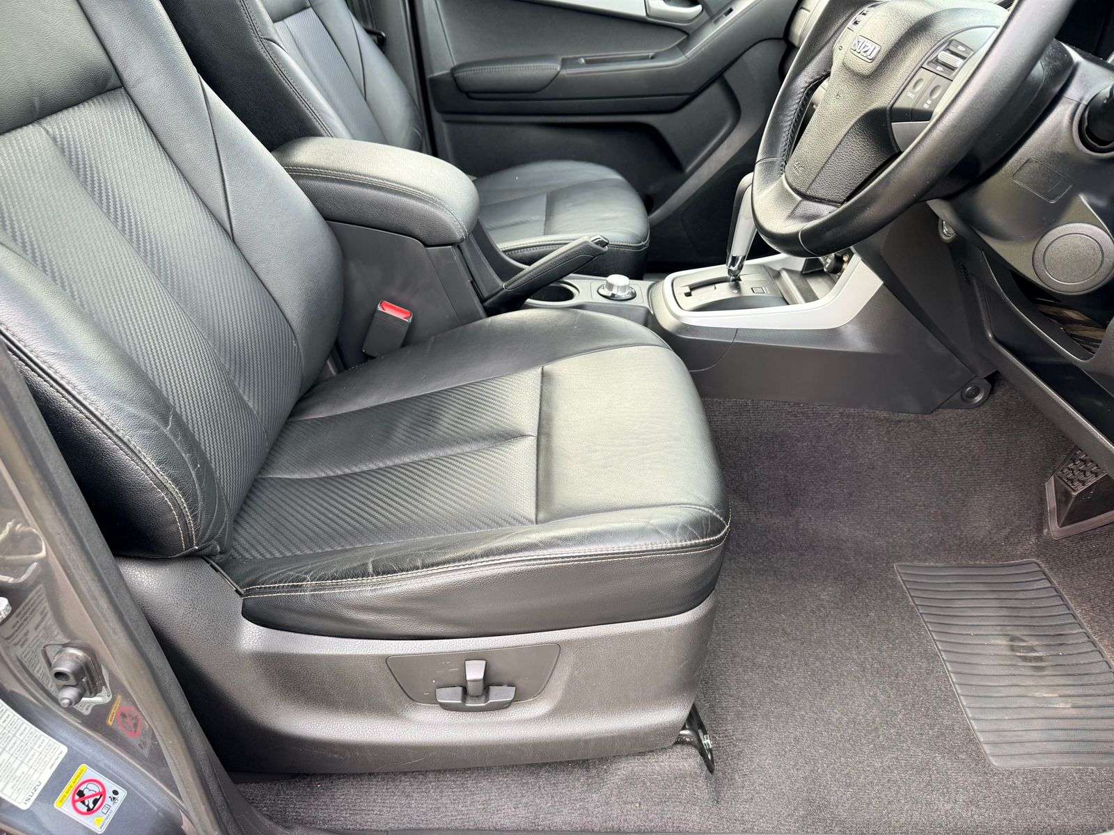 2018 ISUZU D-MAX 2018 ISUZU D-MAX