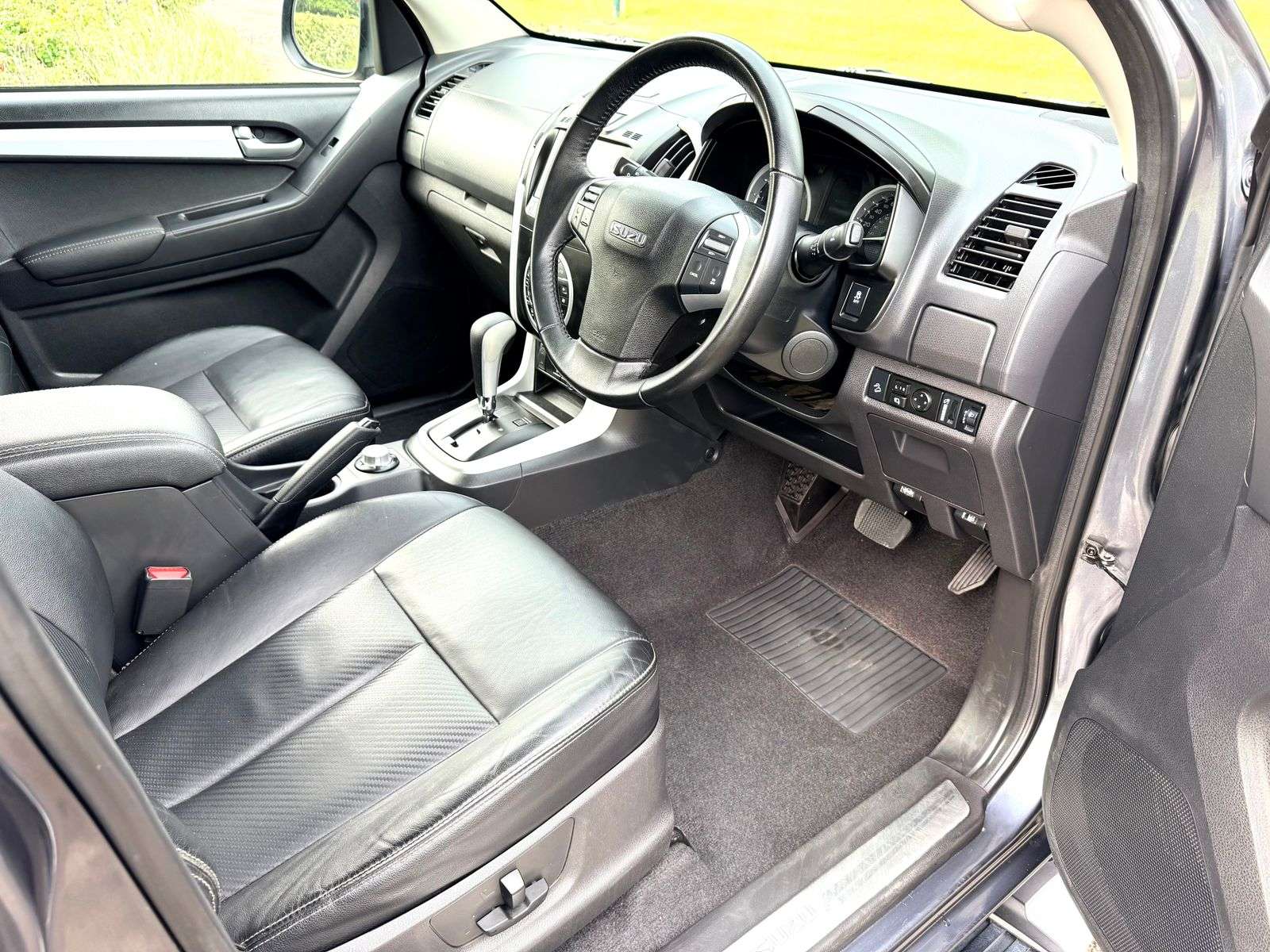 2018 ISUZU D-MAX 2018 ISUZU D-MAX