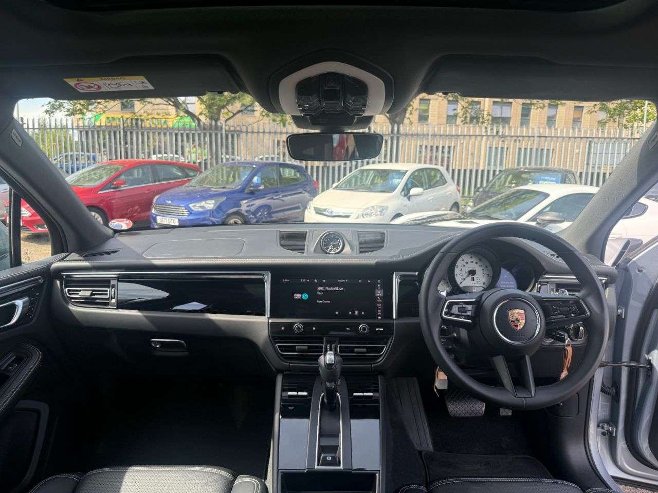 2024 PORSCHE MACAN 2024 PORSCHE MACAN