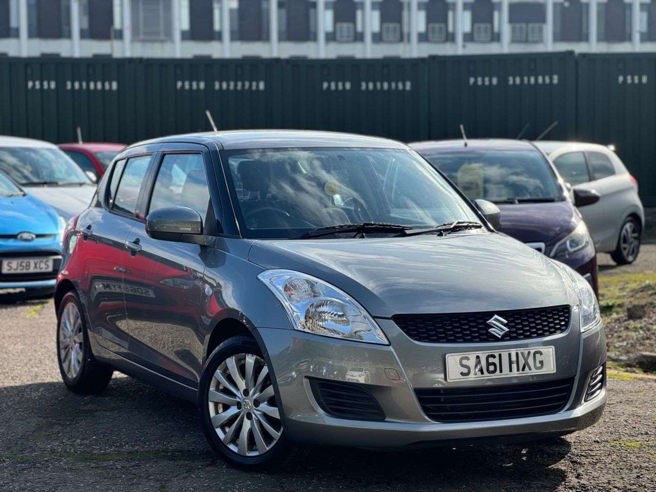 A 2011 SUZUKI SWIFT 1.2 SZ3 Hatchback 5dr Petrol Manual Euro 5 (94 ps) A 2011 SUZUKI SWIFT 1.2 SZ3 Hatchback 5dr Petrol Manual Euro 5 (94 ps)