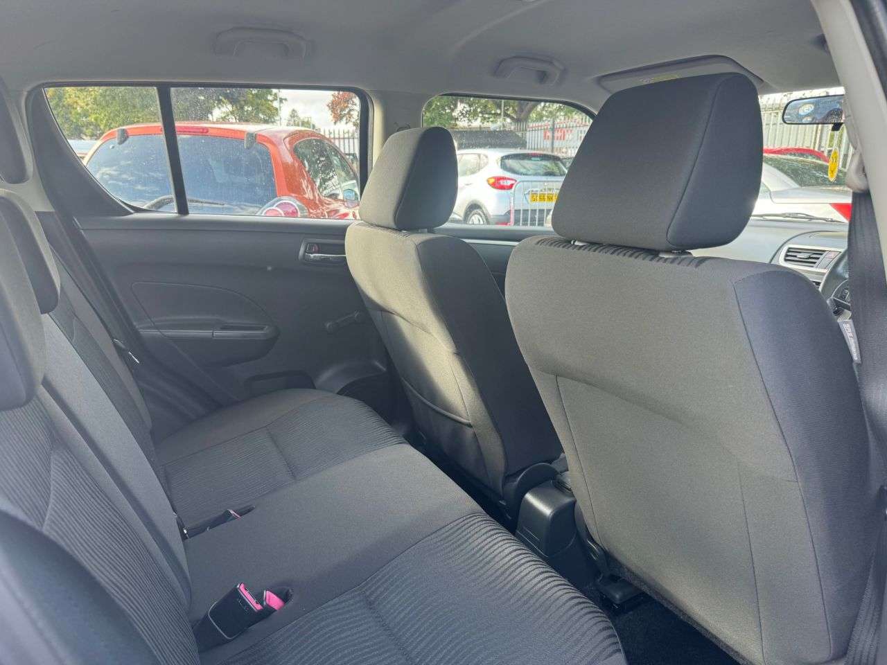 2011 SUZUKI SWIFT 2011 SUZUKI SWIFT