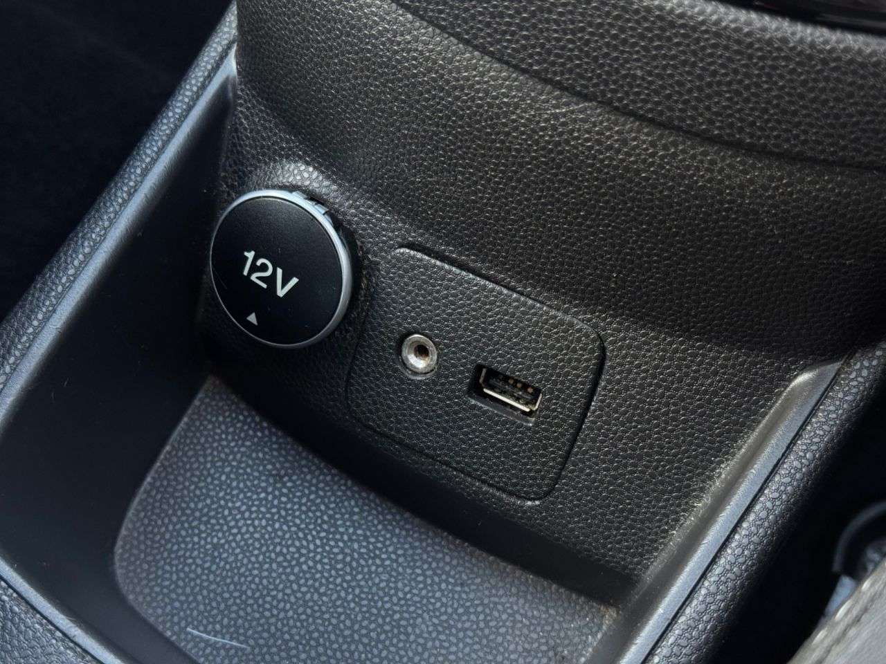 2013 FORD FIESTA 2013 FORD FIESTA