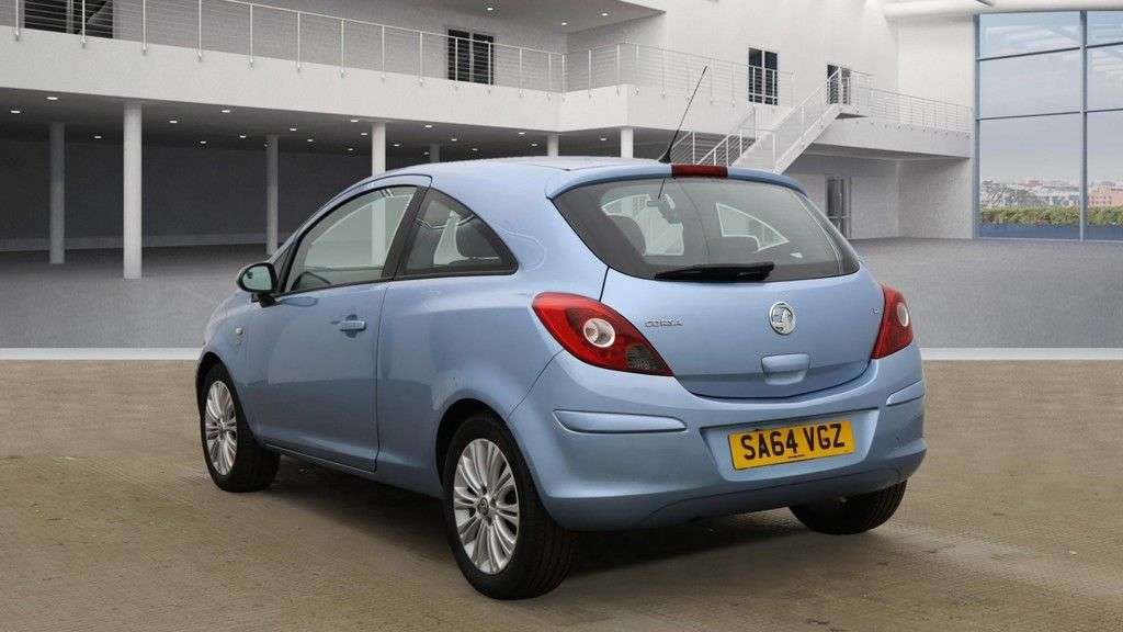 A 2014 VAUXHALL CORSA 1.2 16V SE Hatchback 3dr Petrol Manual Euro 5 (85 ps) A 2014 VAUXHALL CORSA 1.2 16V SE Hatchback 3dr Petrol Manual Euro 5 (85 ps)