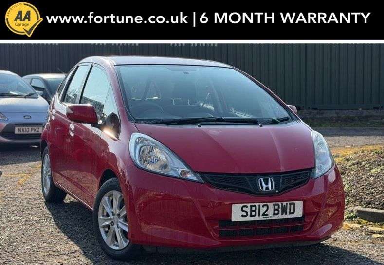 A 2012 HONDA JAZZ 1.4 i-VTEC ES Hatchback 5dr Petrol CVT Euro 5 (99 ps) A 2012 HONDA JAZZ 1.4 i-VTEC ES Hatchback 5dr Petrol CVT Euro 5 (99 ps)