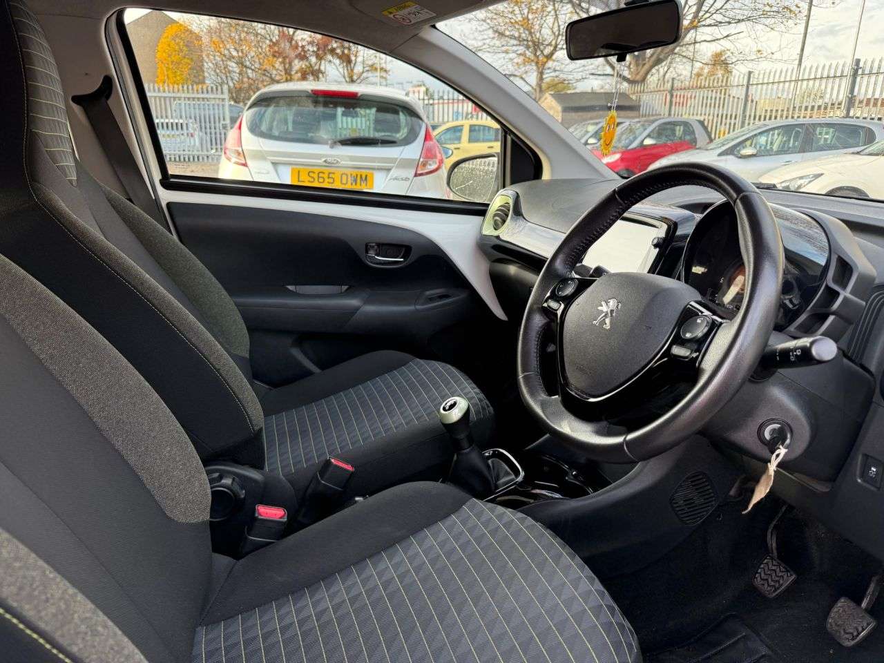 2021 PEUGEOT 108 2021 PEUGEOT 108