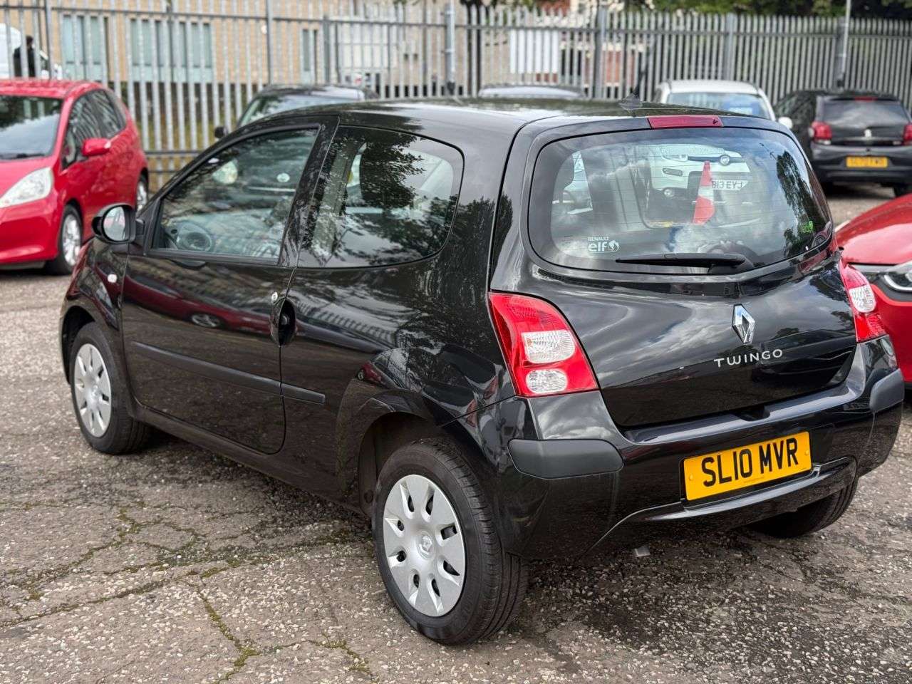 2010 RENAULT TWINGO 2010 RENAULT TWINGO