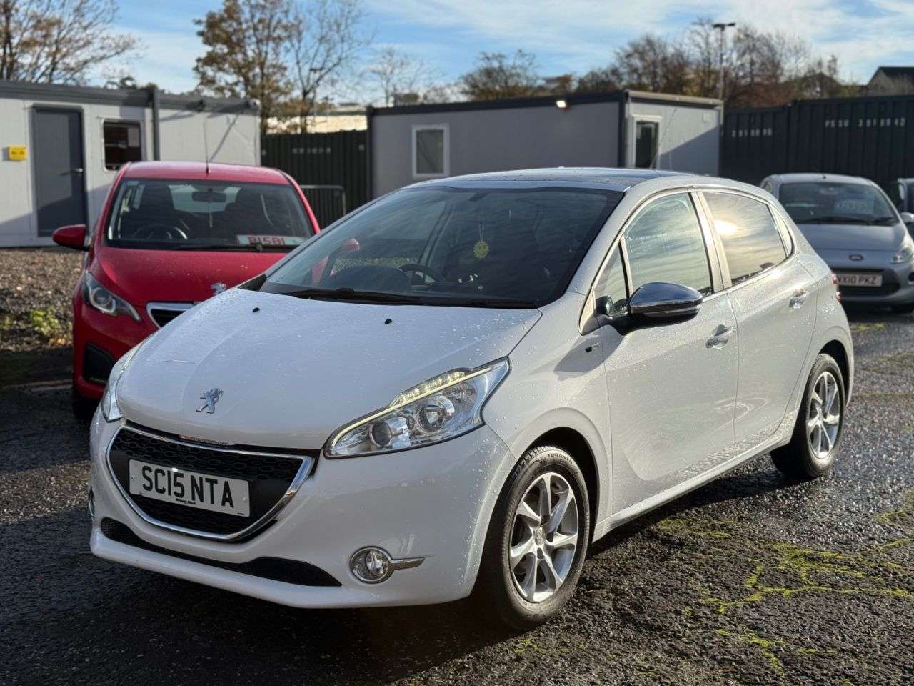 A 2015 PEUGEOT 208 1.2 VTi PureTech Style Hatchback 5dr Petrol Manual Euro 6 (82 ps) A 2015 PEUGEOT 208 1.2 VTi PureTech Style Hatchback 5dr Petrol Manual Euro 6 (82 ps)
