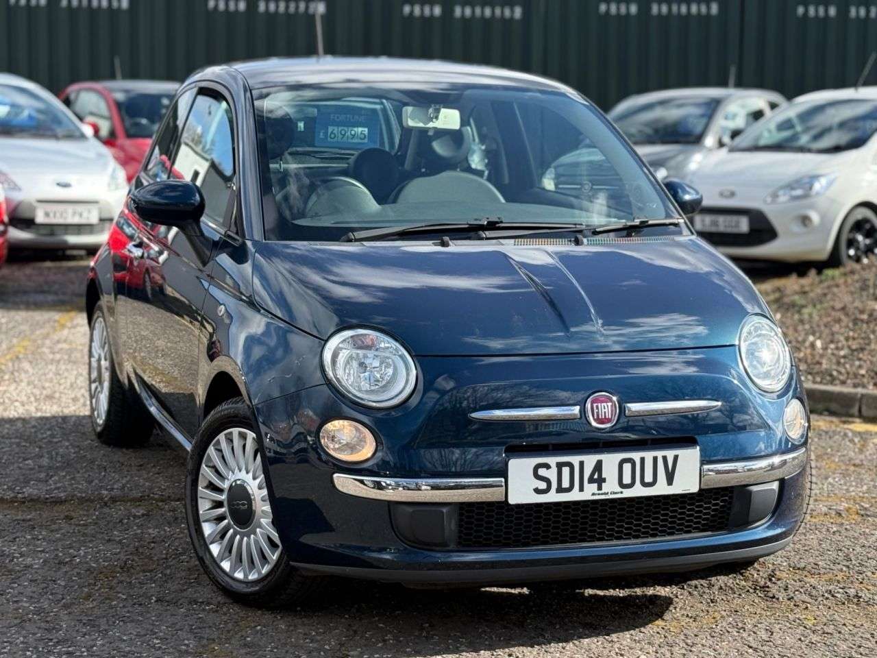 A 2014 FIAT 500 1.2 Lounge Hatchback 3dr Petrol Manual Euro 6 (s/s) (69 bhp) A 2014 FIAT 500 1.2 Lounge Hatchback 3dr Petrol Manual Euro 6 (s/s) (69 bhp)