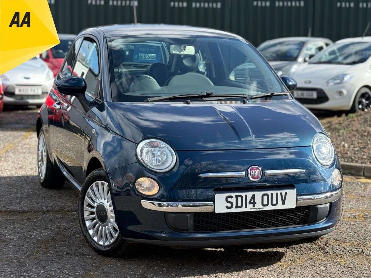A 2014 FIAT 500 1.2 Lounge Hatchback 3dr Petrol Manual Euro 6 (s/s) (69 bhp) A 2014 FIAT 500 1.2 Lounge Hatchback 3dr Petrol Manual Euro 6 (s/s) (69 bhp)