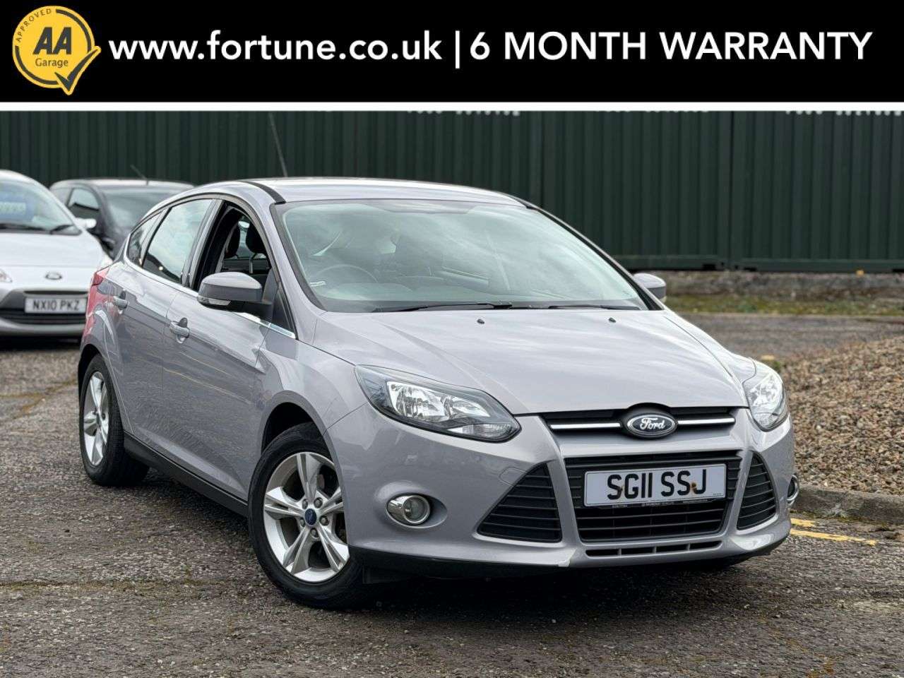 A 2011 FORD FOCUS 1.6 Zetec Hatchback 5dr Petrol Manual Euro 5 (125 ps) A 2011 FORD FOCUS 1.6 Zetec Hatchback 5dr Petrol Manual Euro 5 (125 ps)