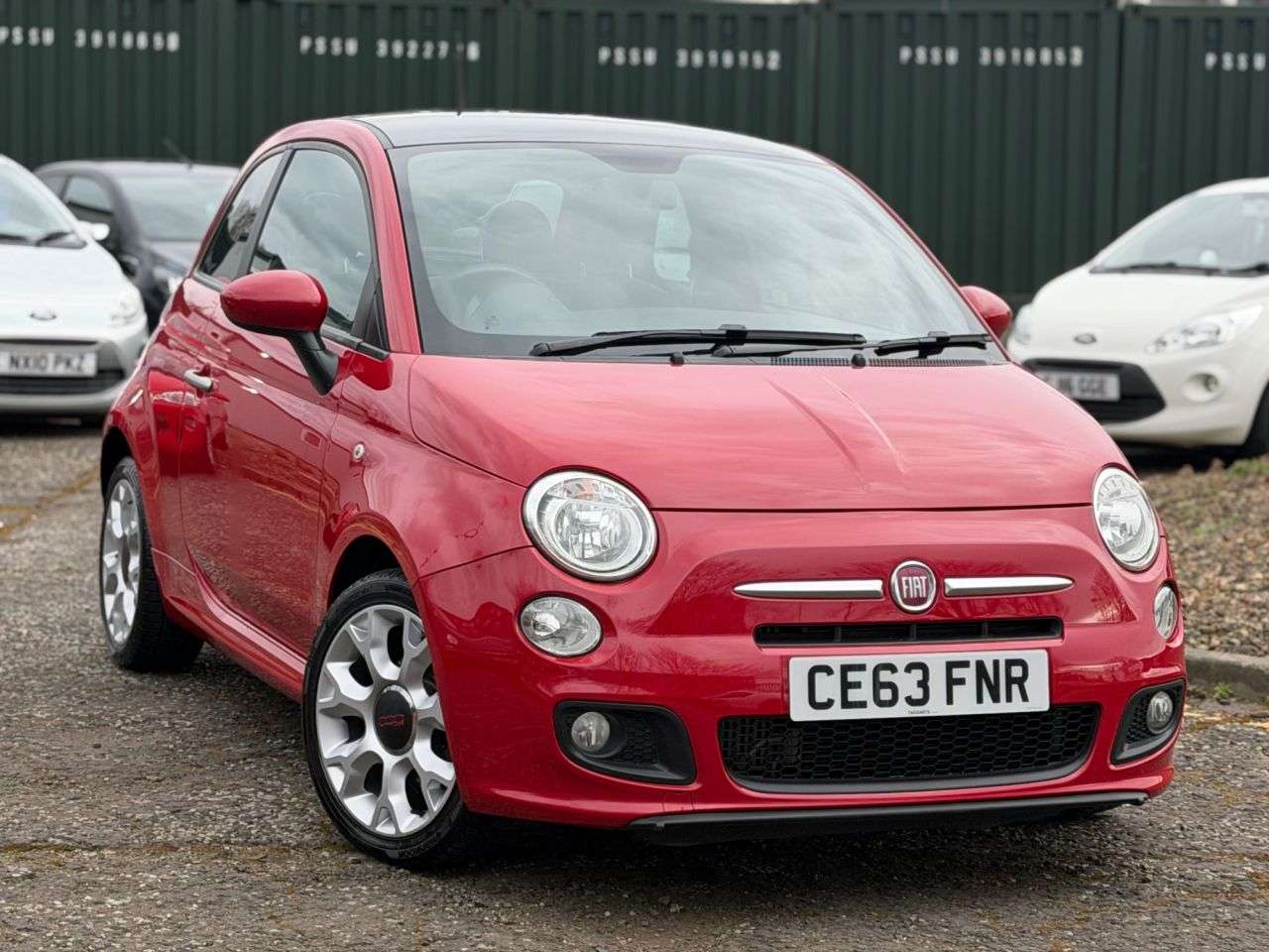 A 2013 FIAT 500 0.9 TwinAir S Hatchback 3dr Petrol Manual Euro 5 (s/s) (85 bhp) A 2013 FIAT 500 0.9 TwinAir S Hatchback 3dr Petrol Manual Euro 5 (s/s) (85 bhp)