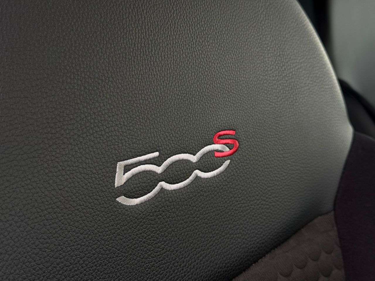 2013 FIAT 500 2013 FIAT 500