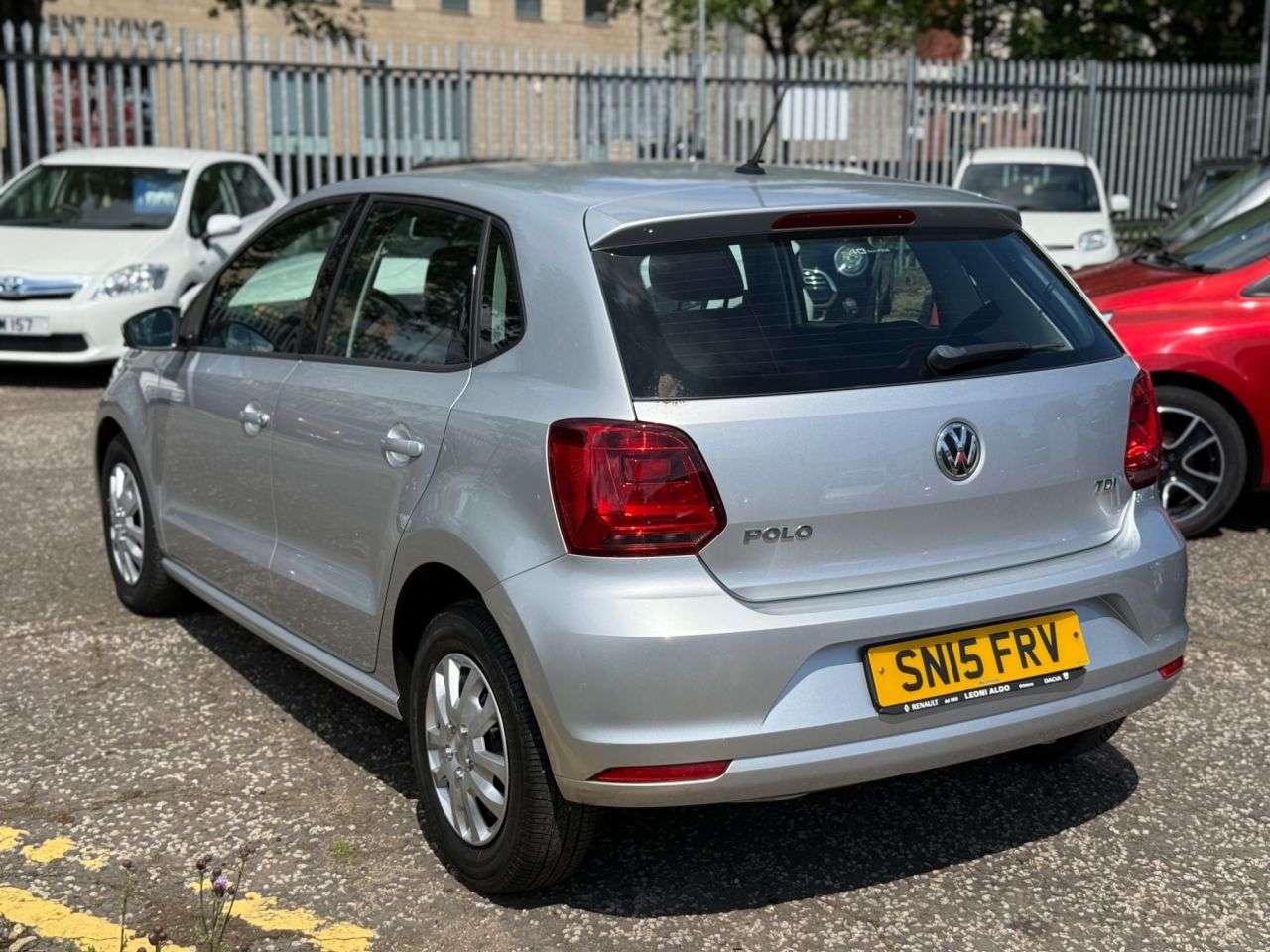 2015 VOLKSWAGEN POLO 2015 VOLKSWAGEN POLO