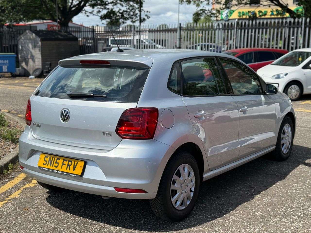 2015 VOLKSWAGEN POLO 2015 VOLKSWAGEN POLO