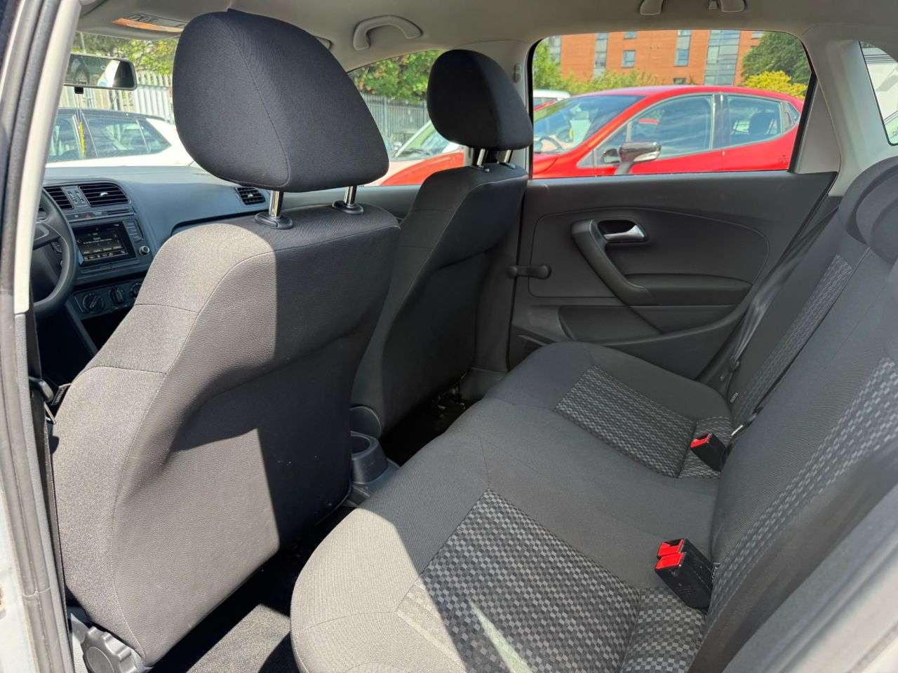 2015 VOLKSWAGEN POLO 2015 VOLKSWAGEN POLO