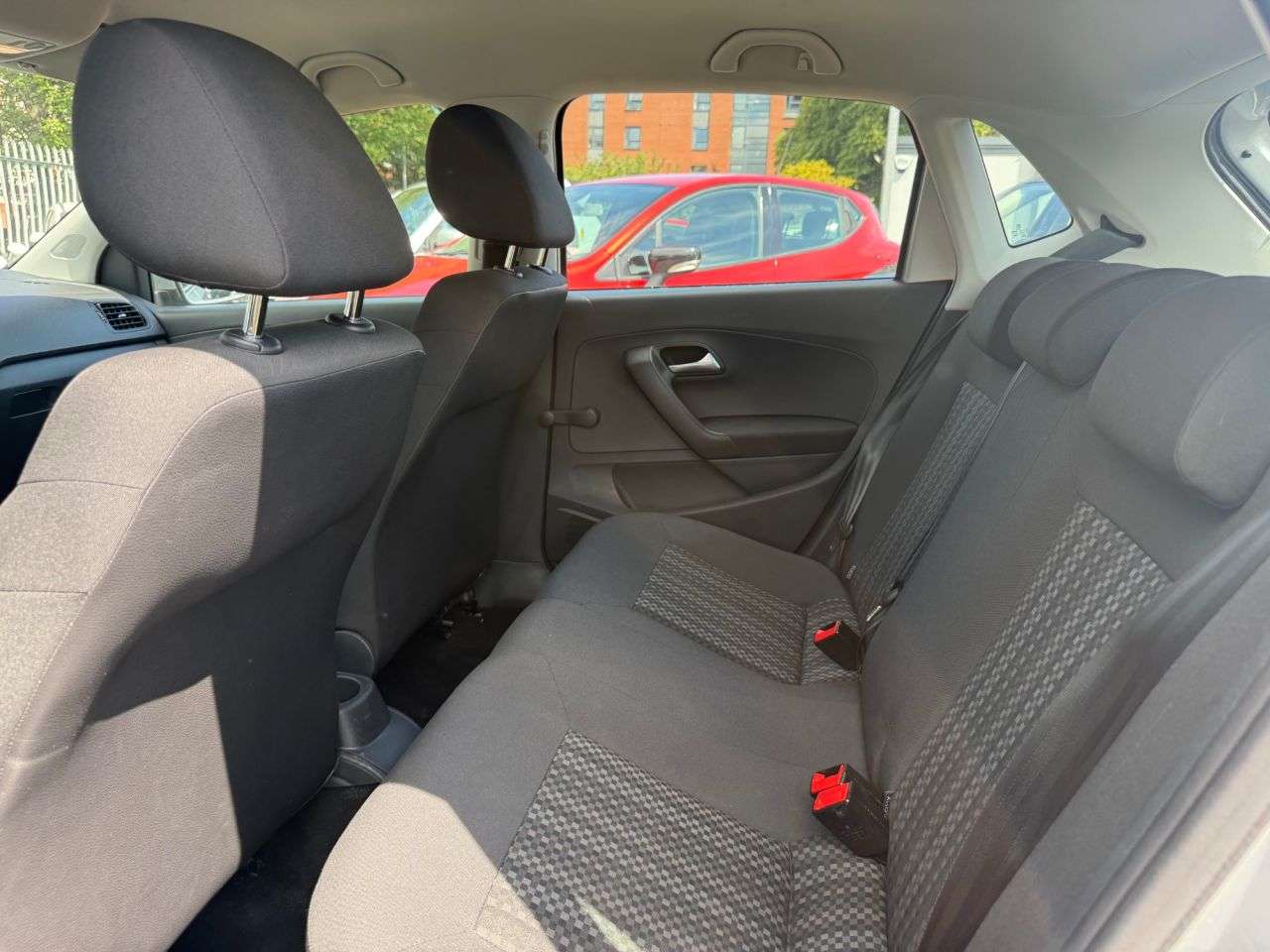 2015 VOLKSWAGEN POLO 2015 VOLKSWAGEN POLO