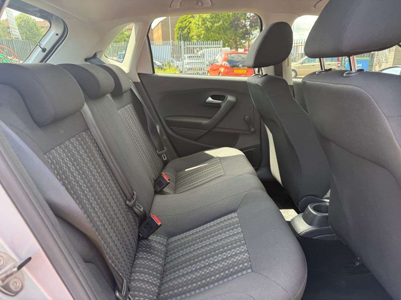 2015 VOLKSWAGEN POLO 2015 VOLKSWAGEN POLO