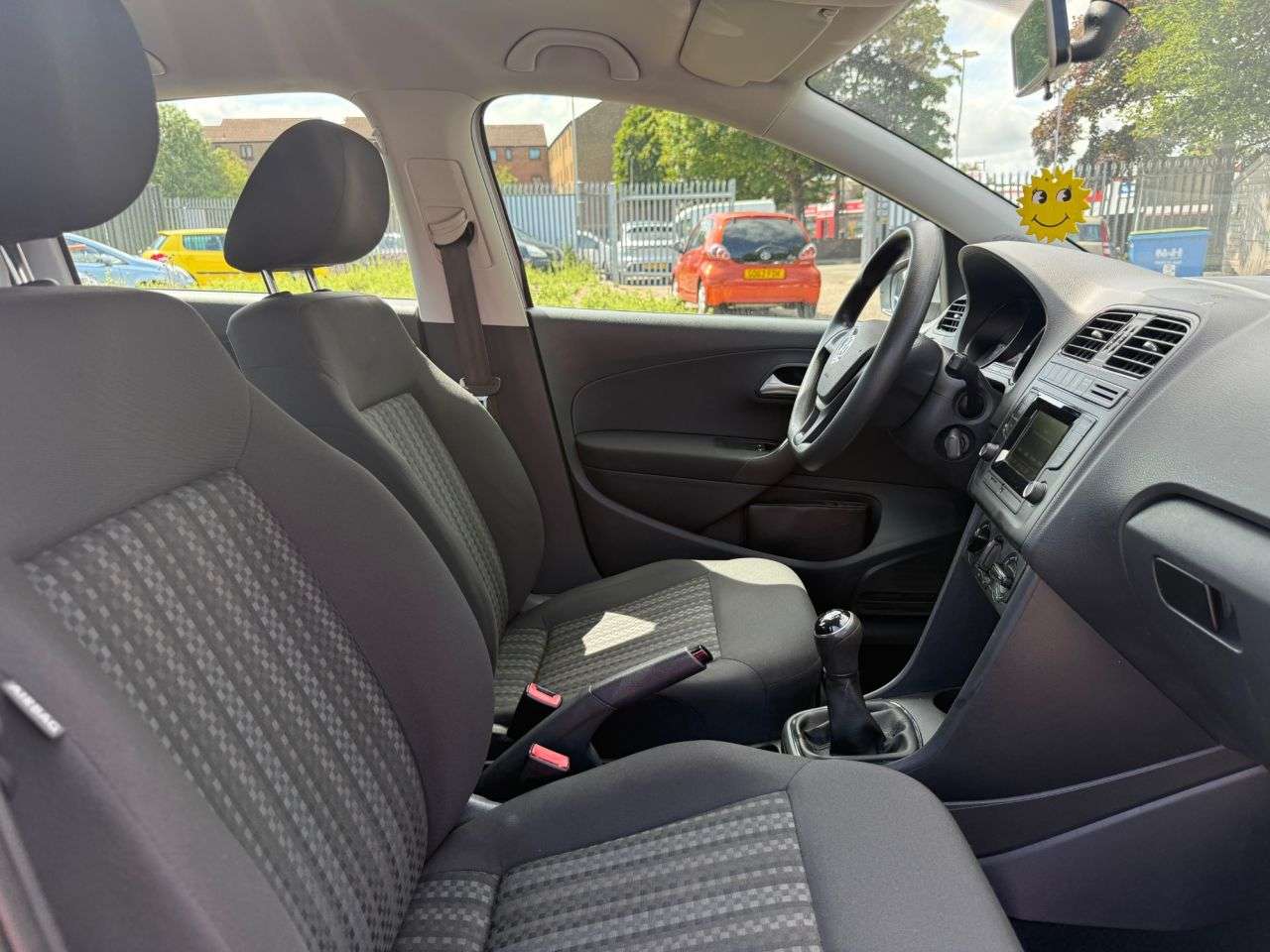 2015 VOLKSWAGEN POLO 2015 VOLKSWAGEN POLO